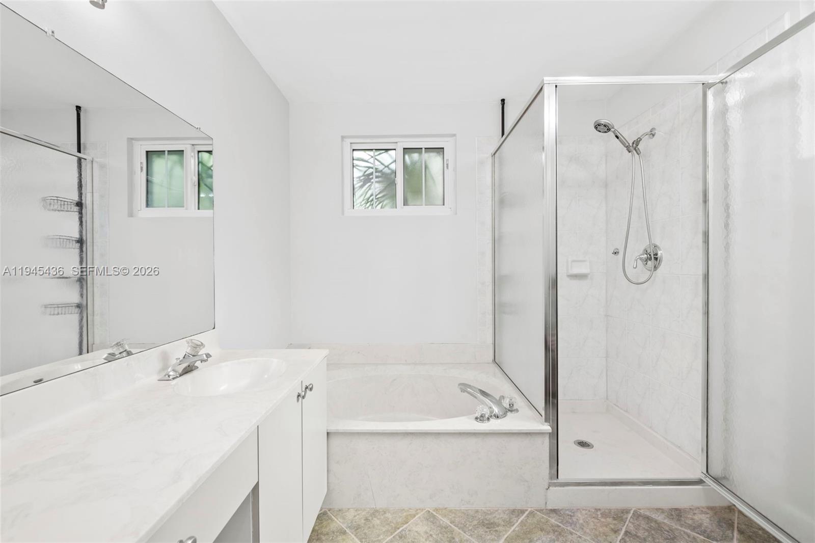 WEST GLEN MANOR - Residential