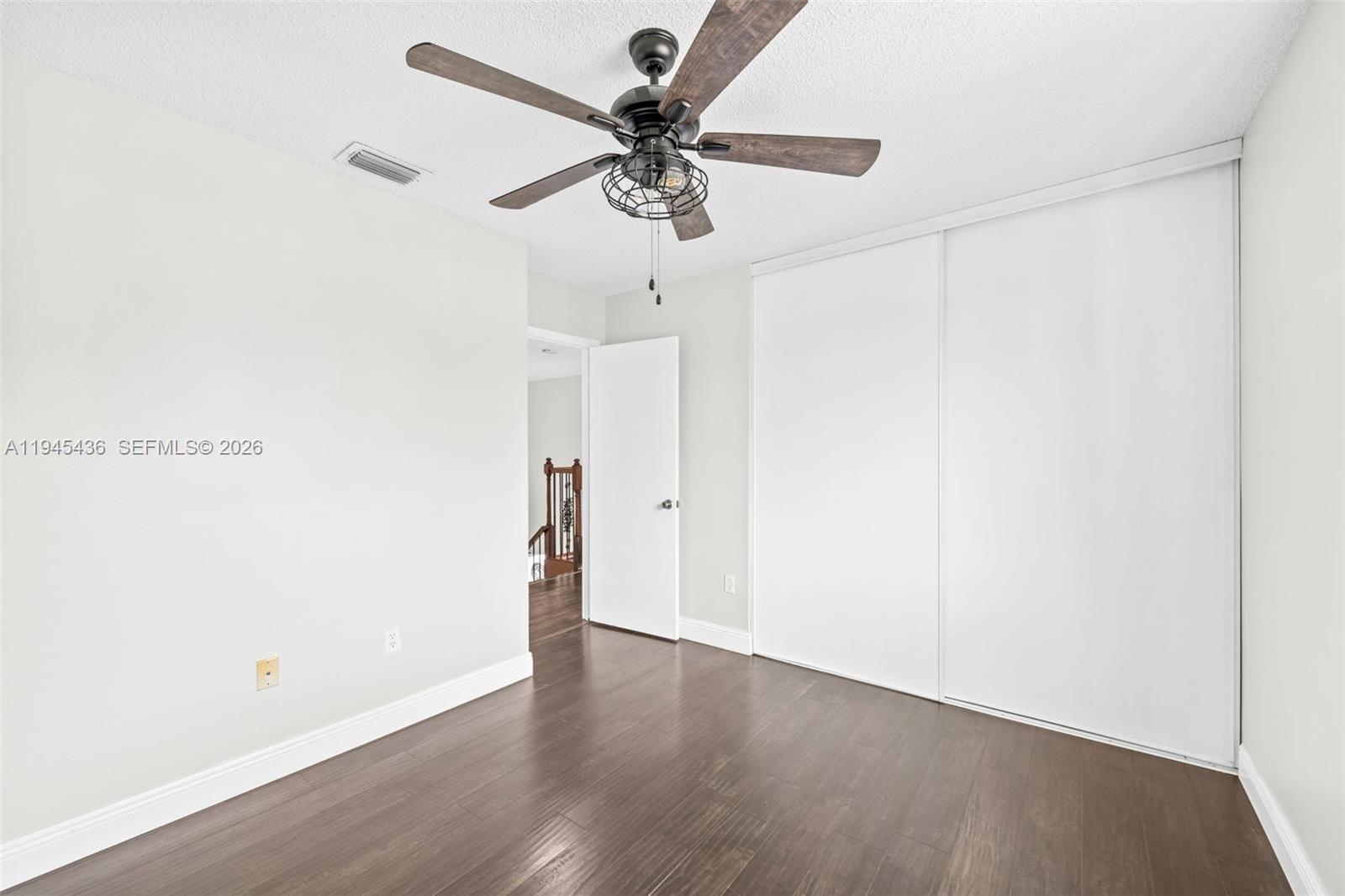 WEST GLEN MANOR - Residential