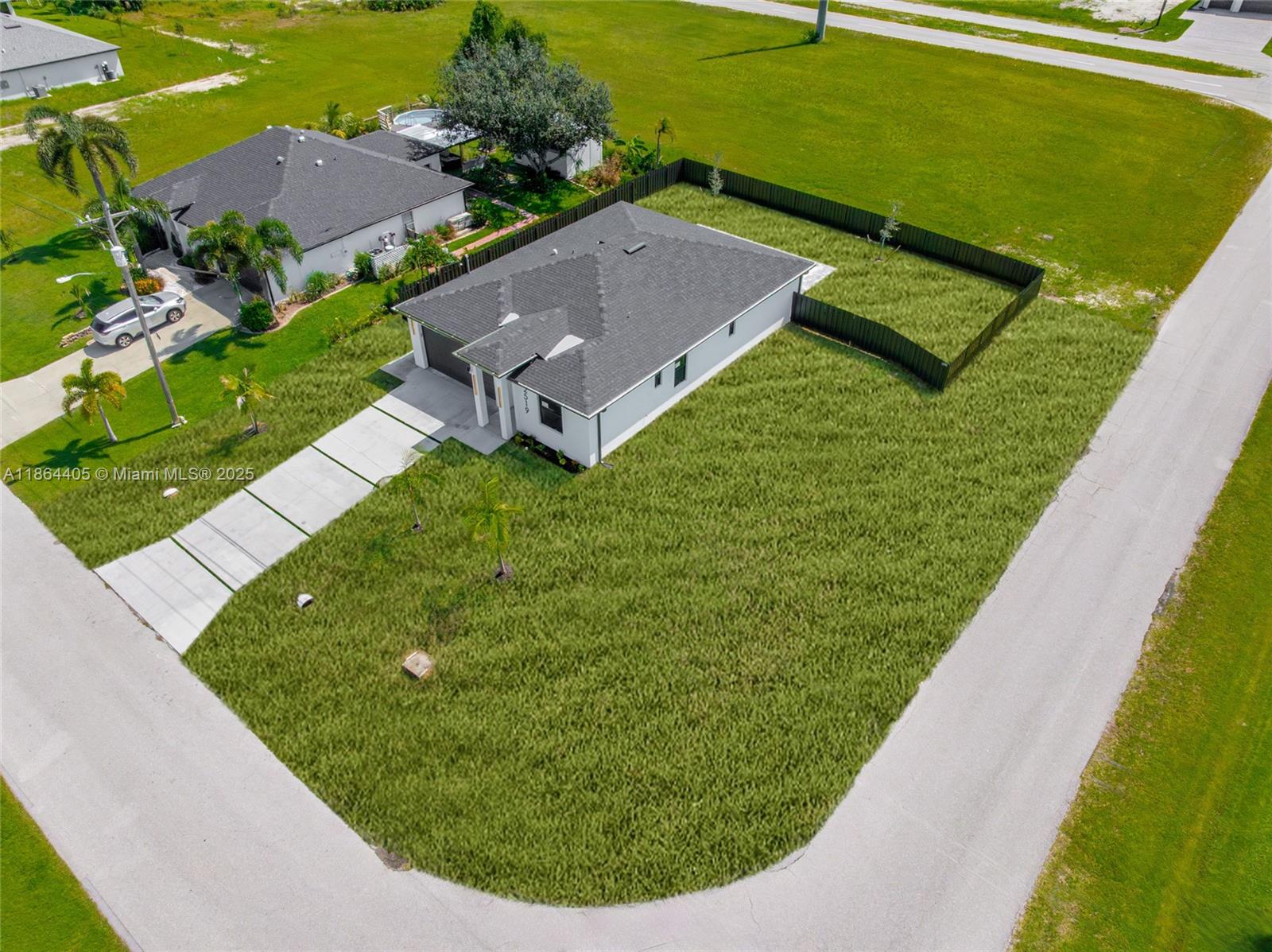 2519 NW Juanita Place