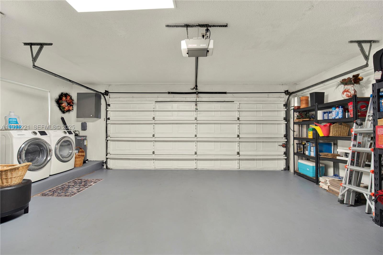 MARY ANN ESTATES 1ST ADDN - Residential