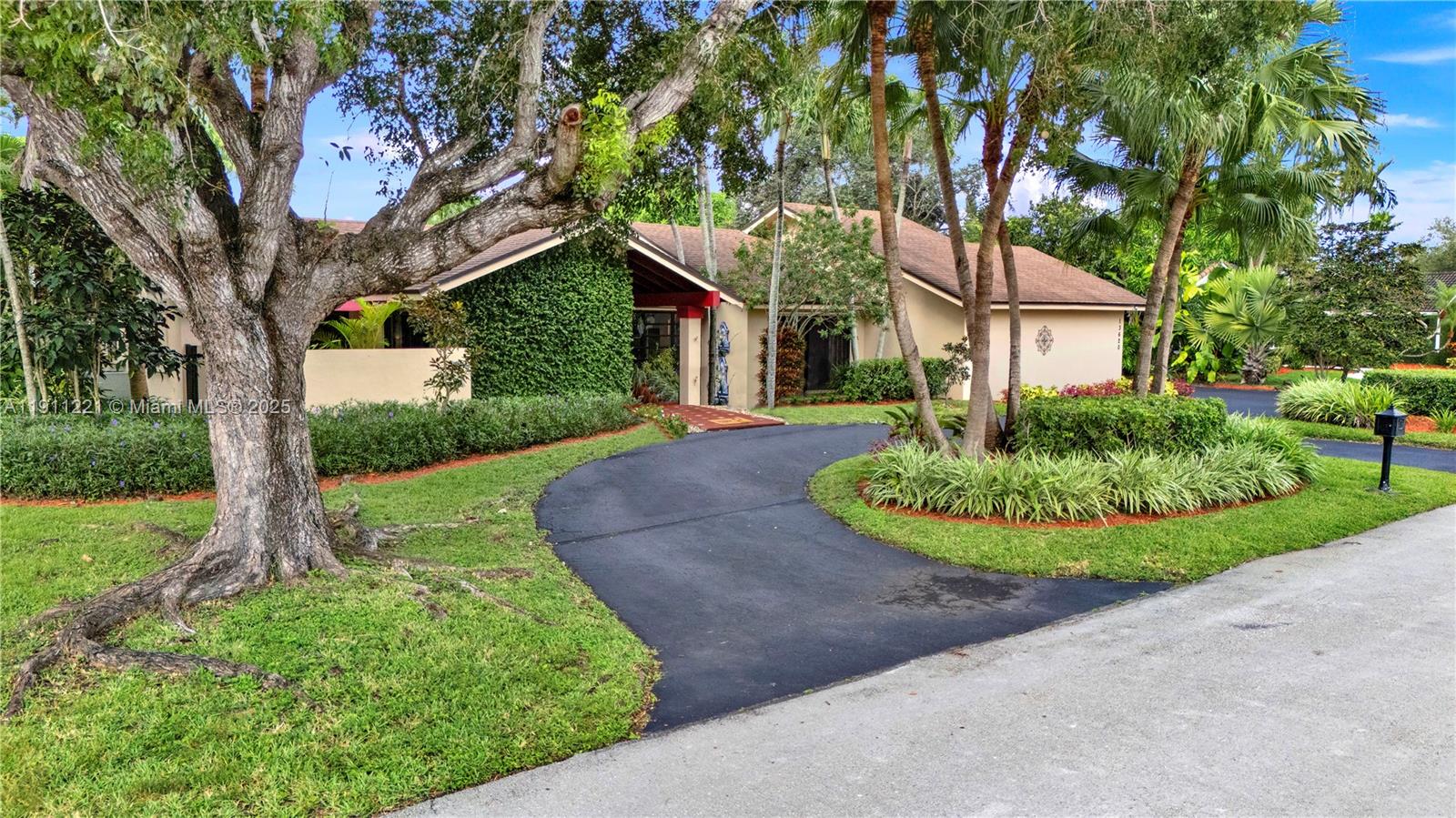 MARY ANN ESTATES 1ST ADDN - Residential