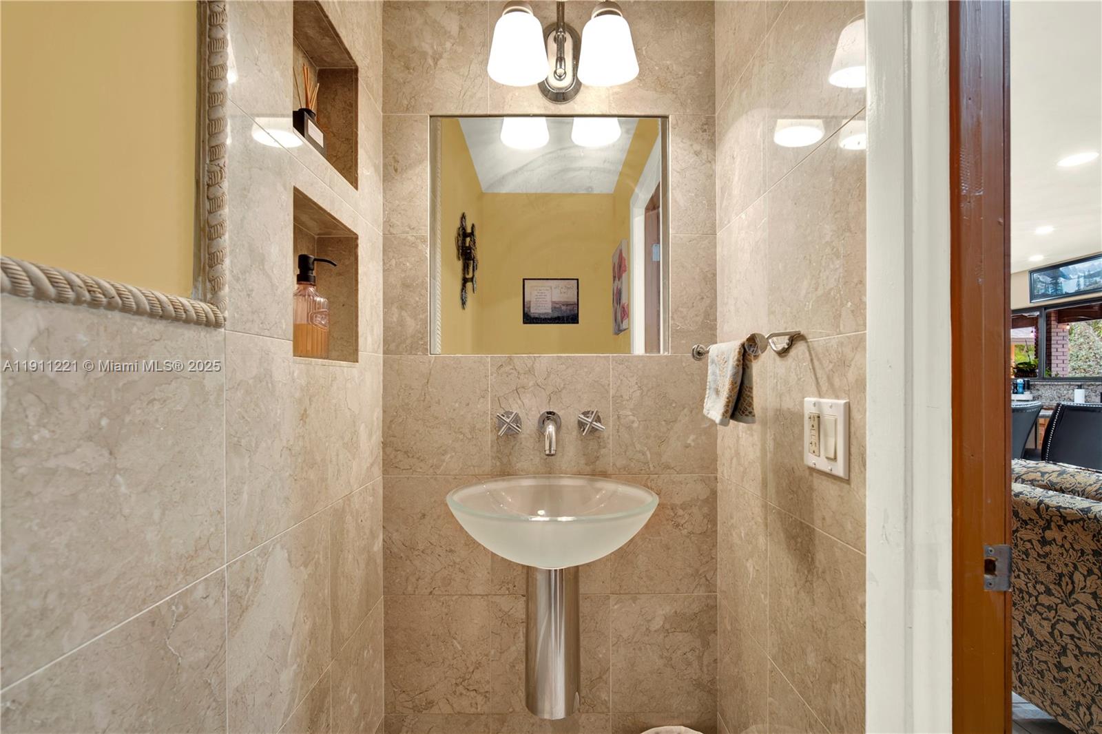 MARY ANN ESTATES 1ST ADDN - Residential