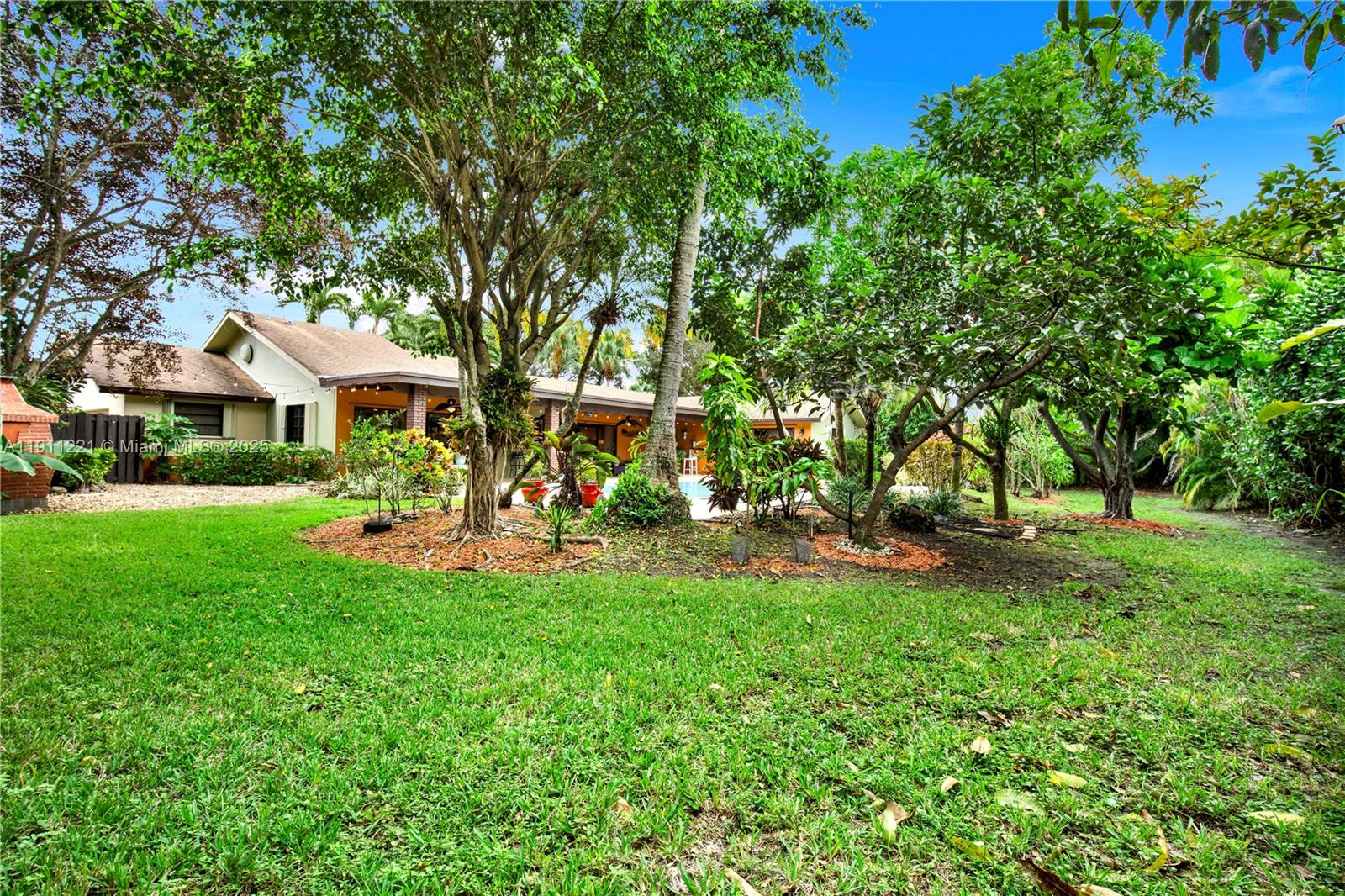 MARY ANN ESTATES 1ST ADDN - Residential