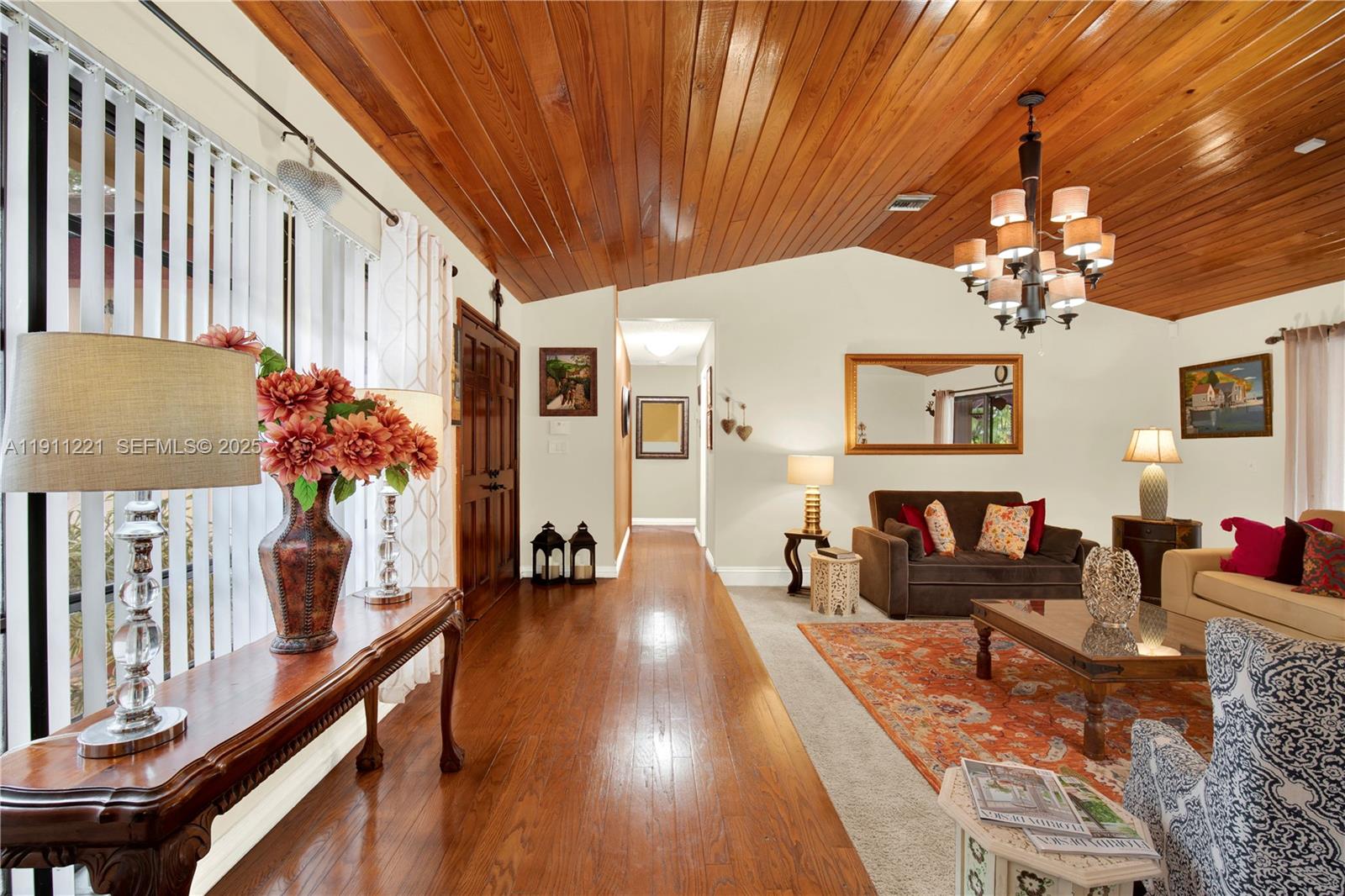 MARY ANN ESTATES 1ST ADDN - Residential