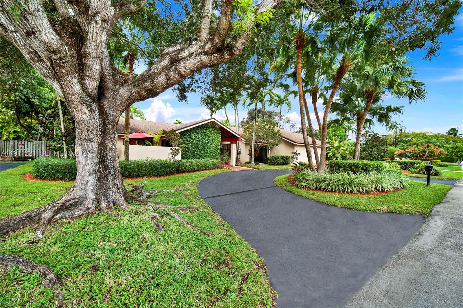 MARY ANN ESTATES 1ST ADDN - Residential