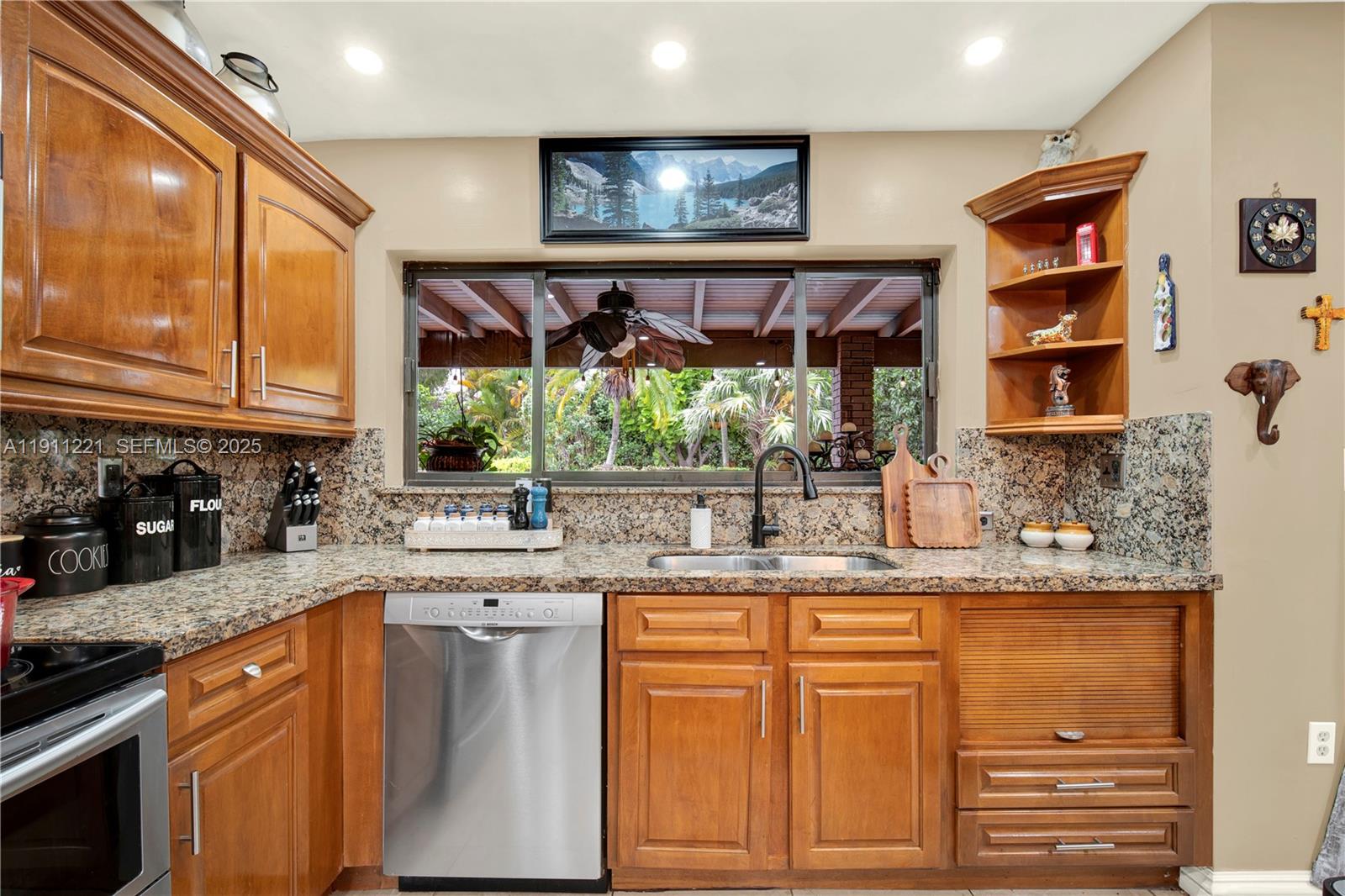 MARY ANN ESTATES 1ST ADDN - Residential