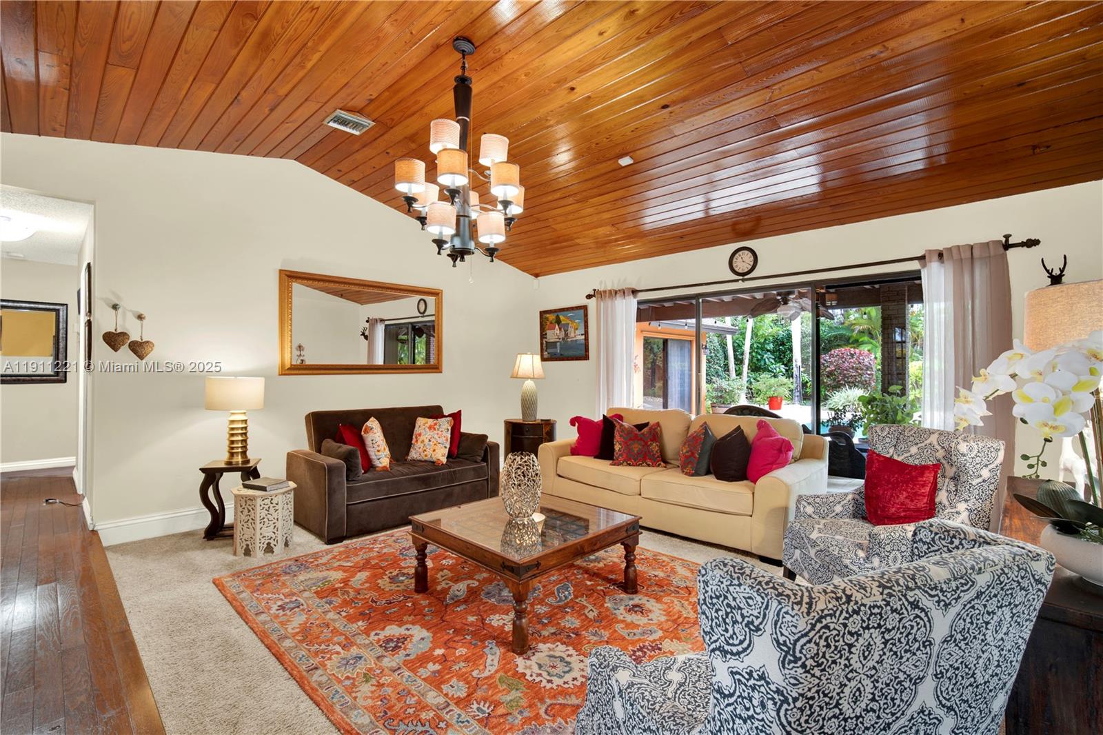 MARY ANN ESTATES 1ST ADDN - Residential