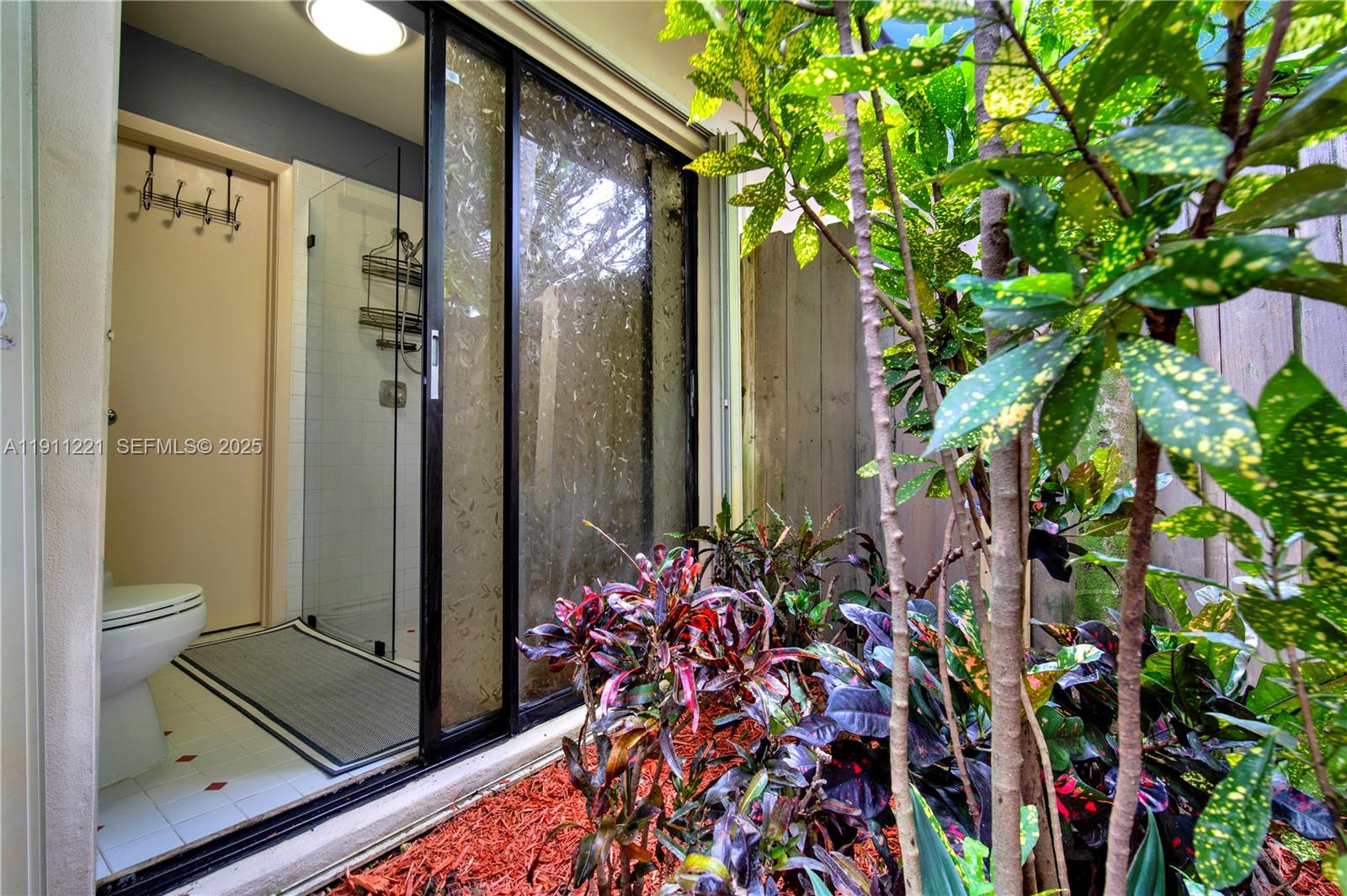 MARY ANN ESTATES 1ST ADDN - Residential