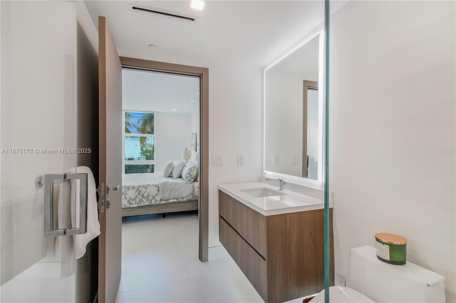 THE PENINSULA II CONDO - Residential