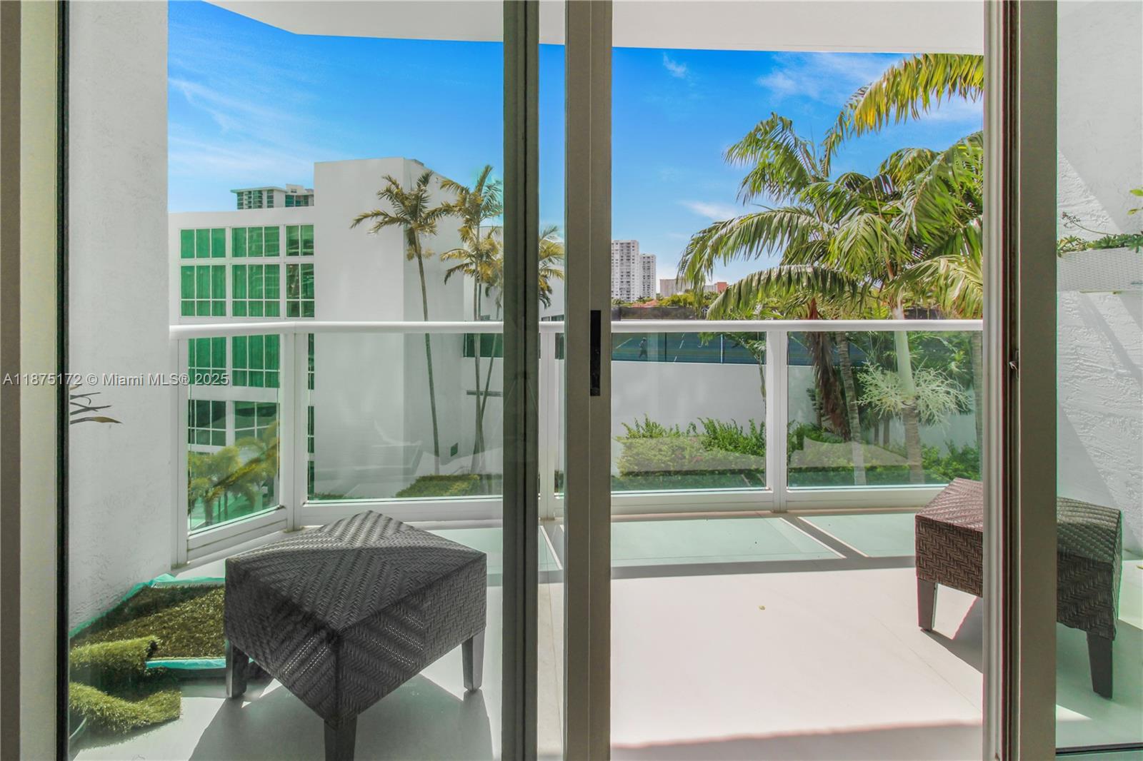 THE PENINSULA II CONDO - Residential