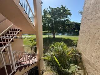 HAMMOCKS TRAILS CONDO - Residential