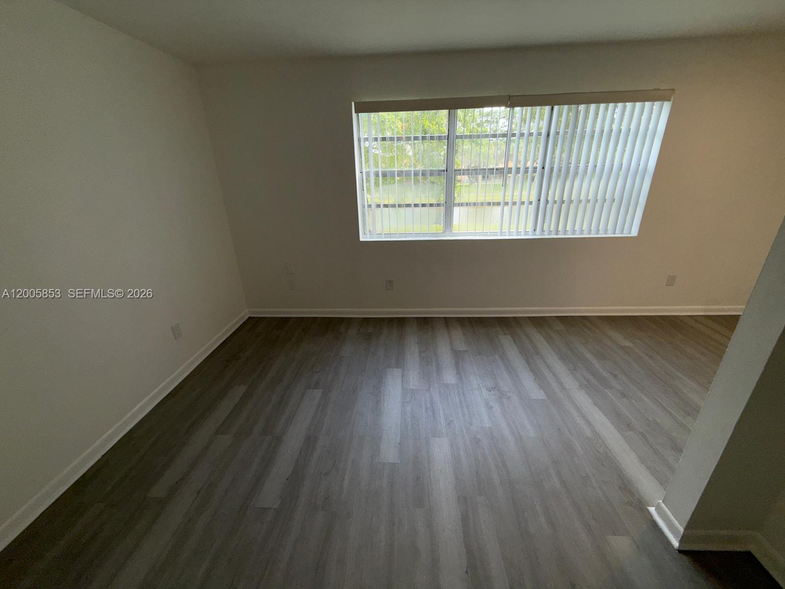 HAMMOCKS TRAILS CONDO - Residential