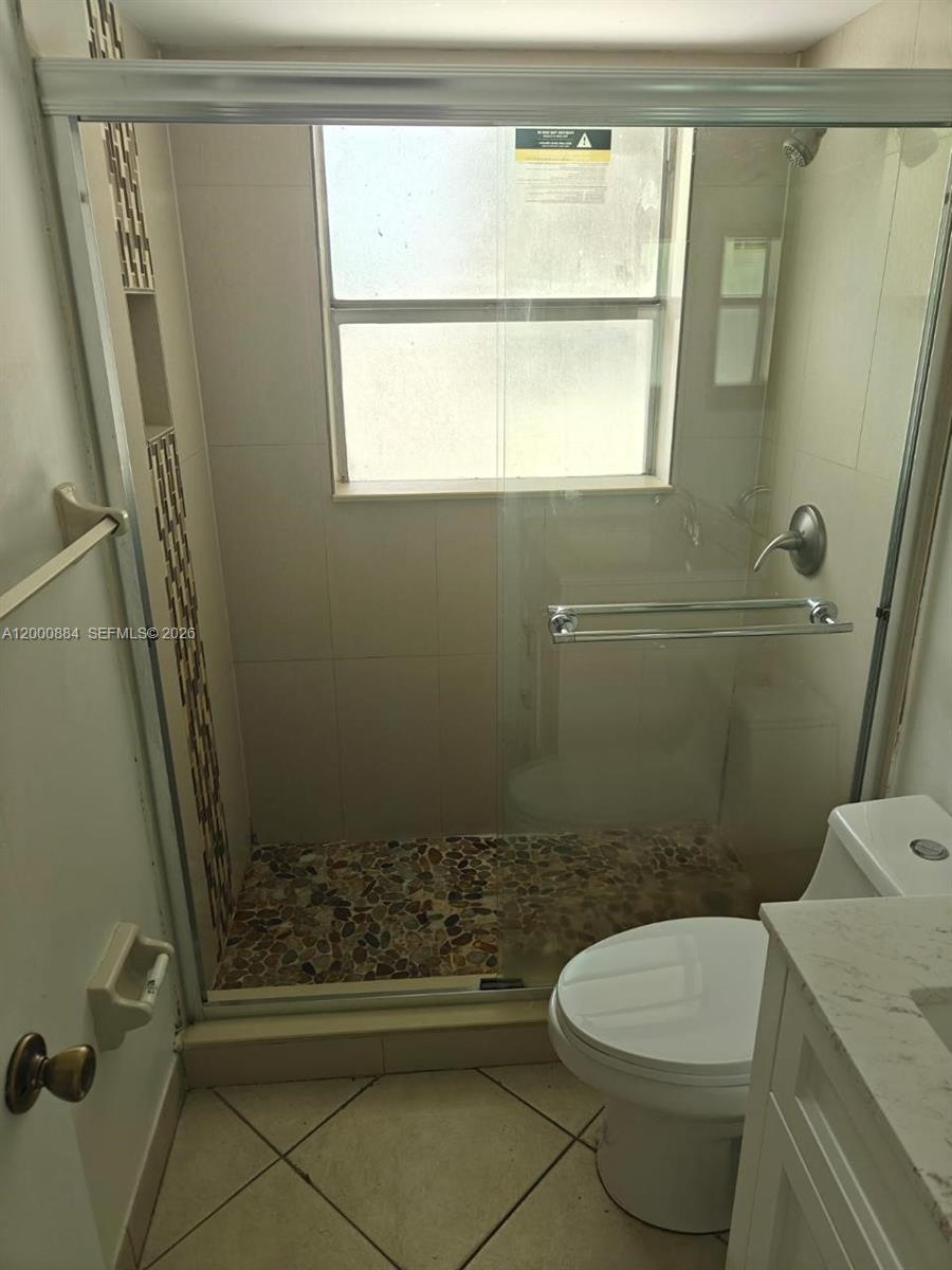 LAKEWOOD VILLAGE - Residential