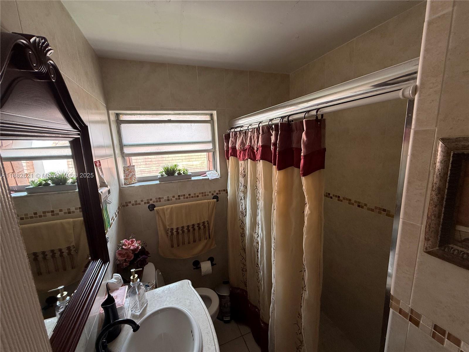 MILE APTS CONDO - Residential