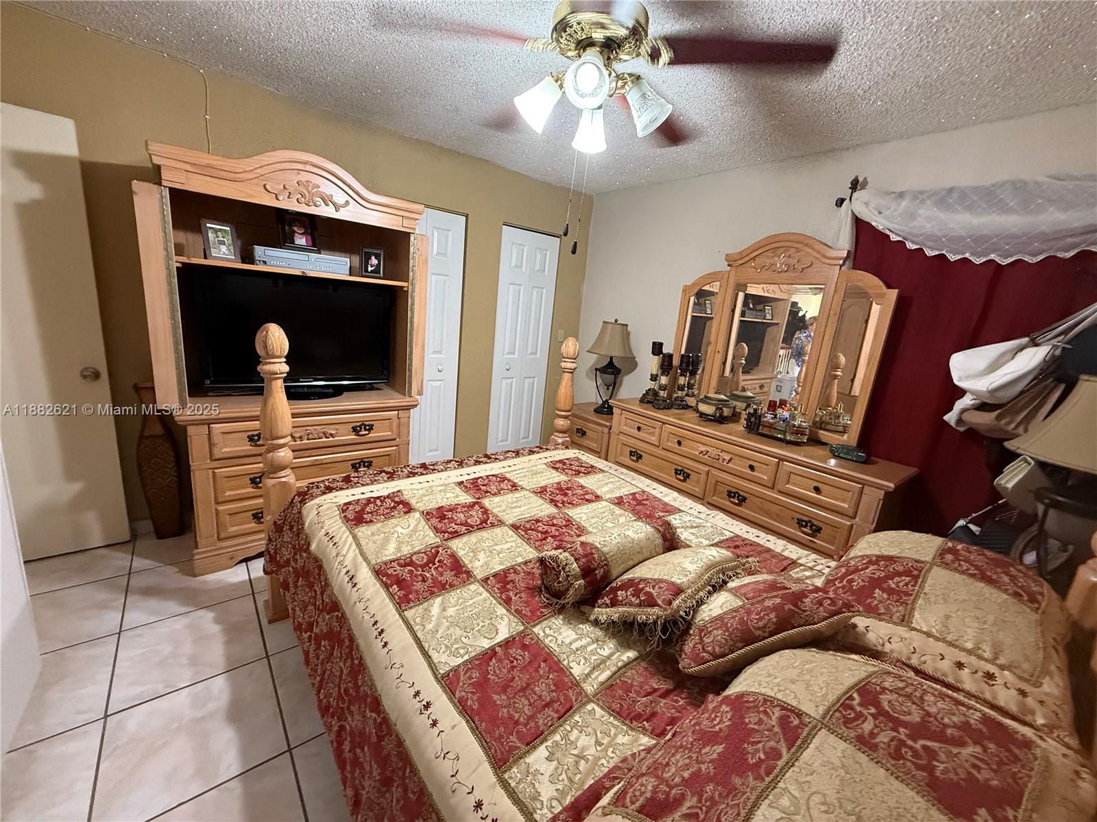 MILE APTS CONDO - Residential