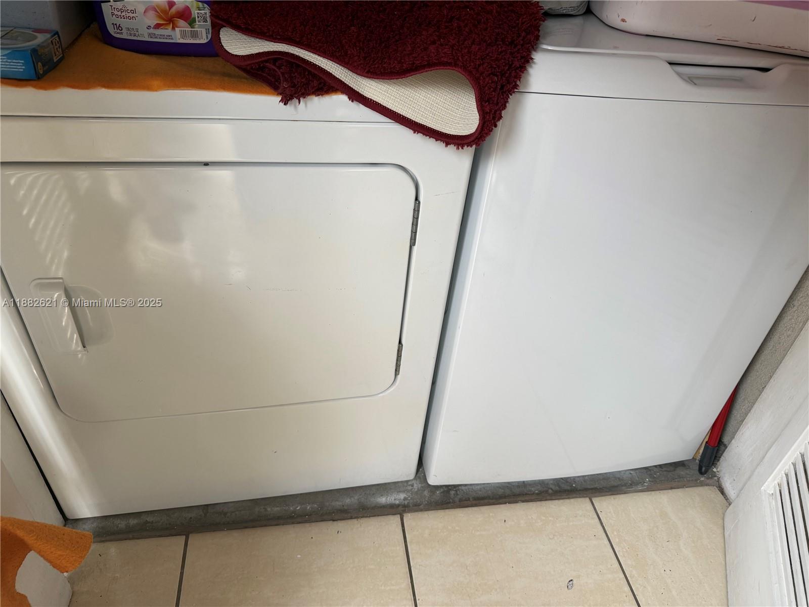 MILE APTS CONDO - Residential