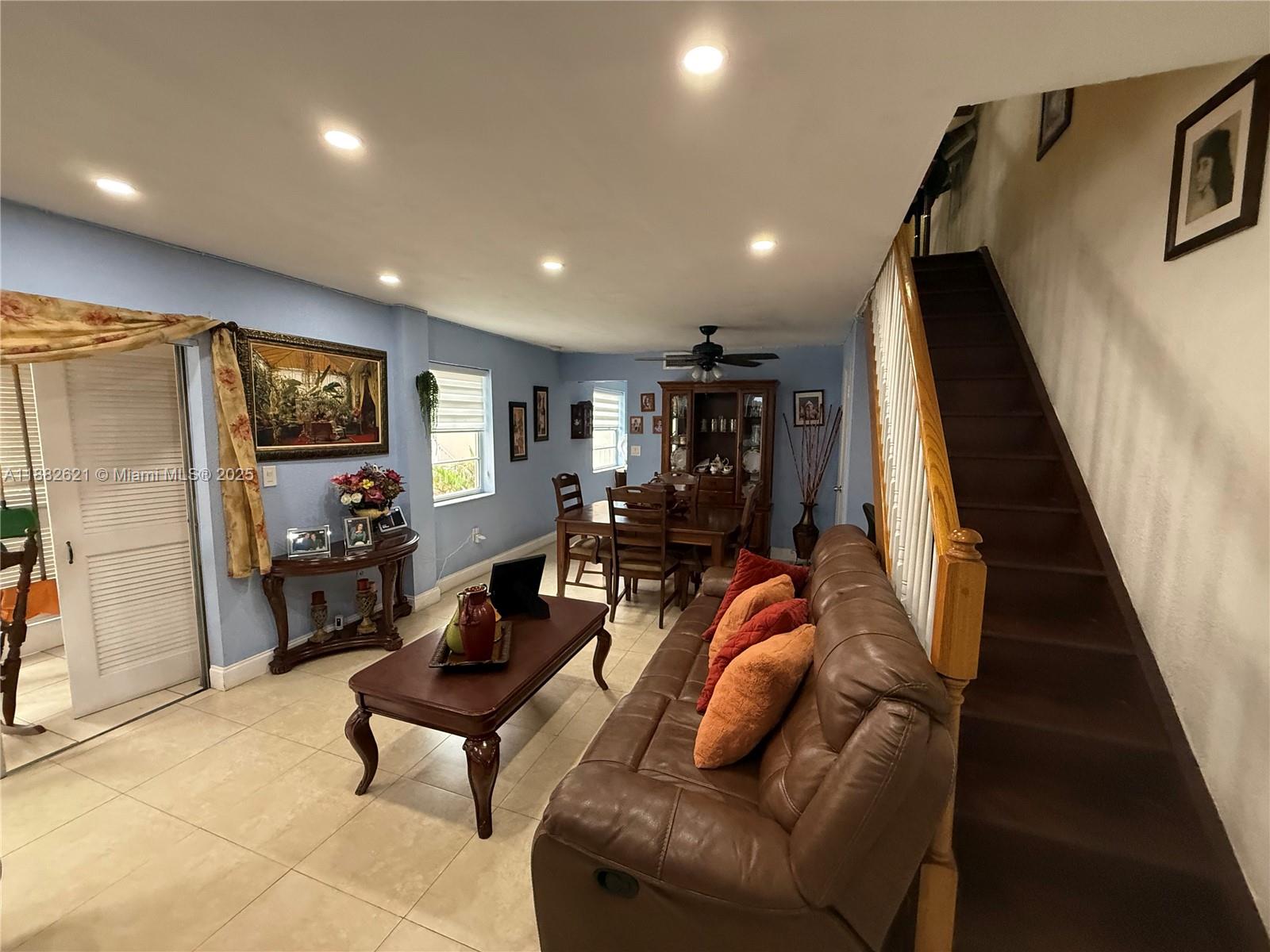 MILE APTS CONDO - Residential