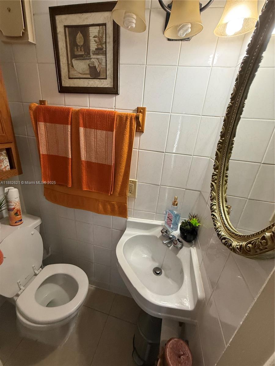 MILE APTS CONDO - Residential