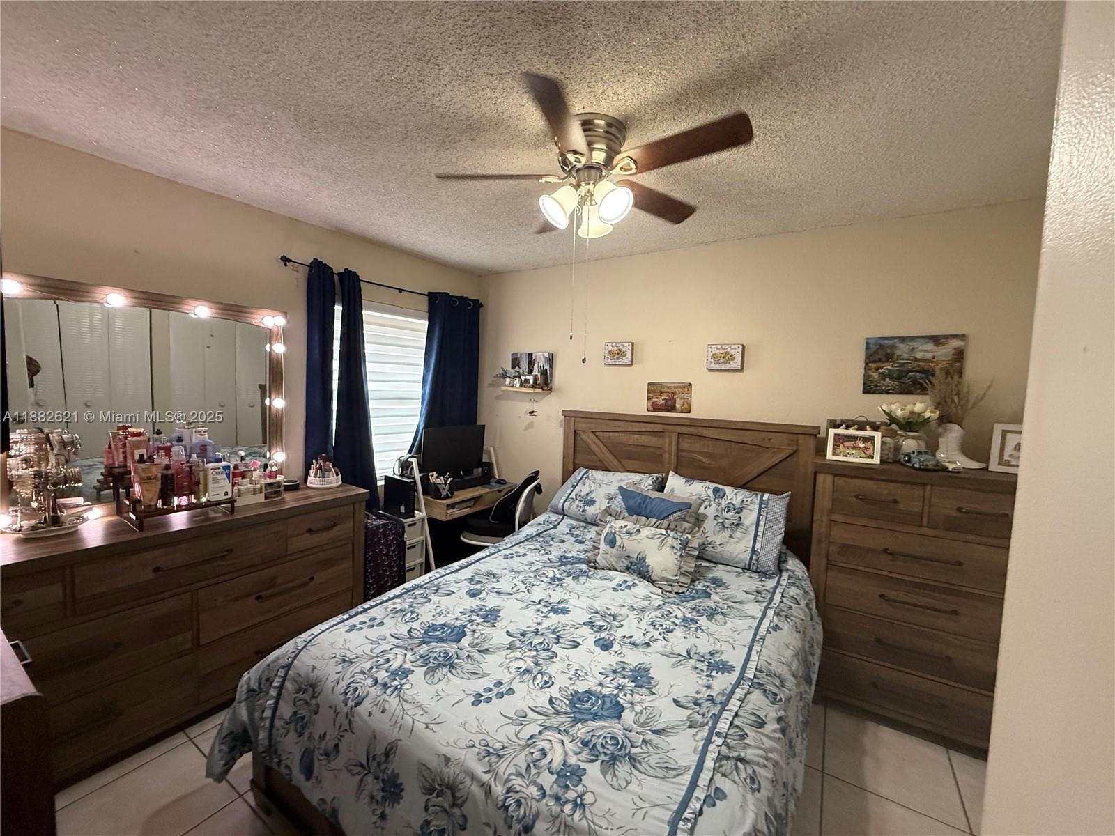 MILE APTS CONDO - Residential