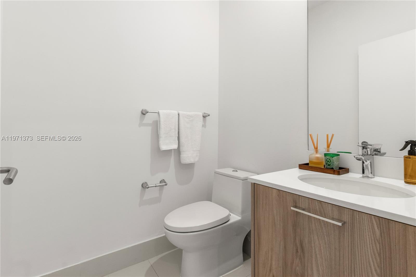 PARAISO BAYVIEWS CONDO - Residential Lease