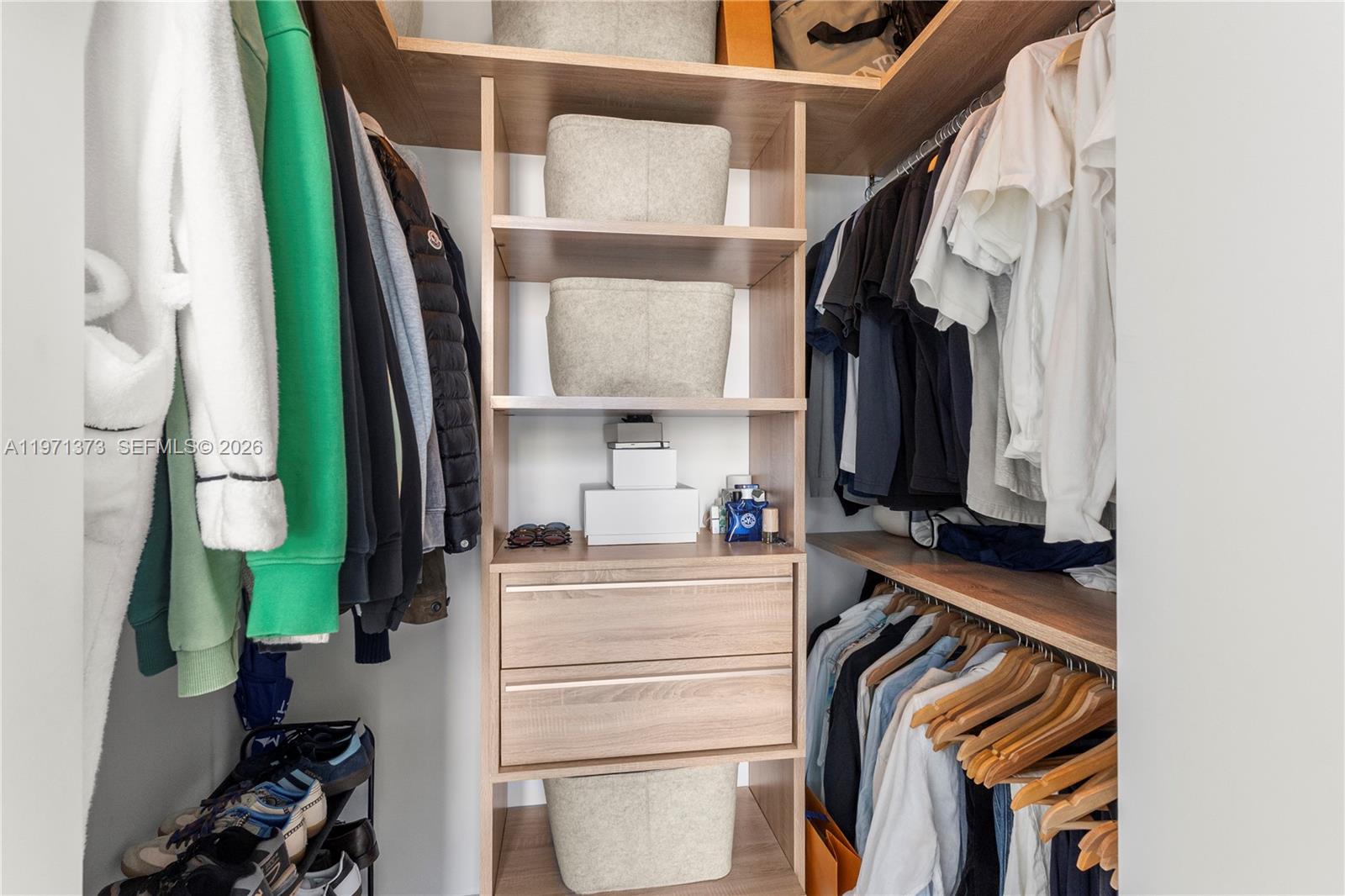 PARAISO BAYVIEWS CONDO - Residential Lease