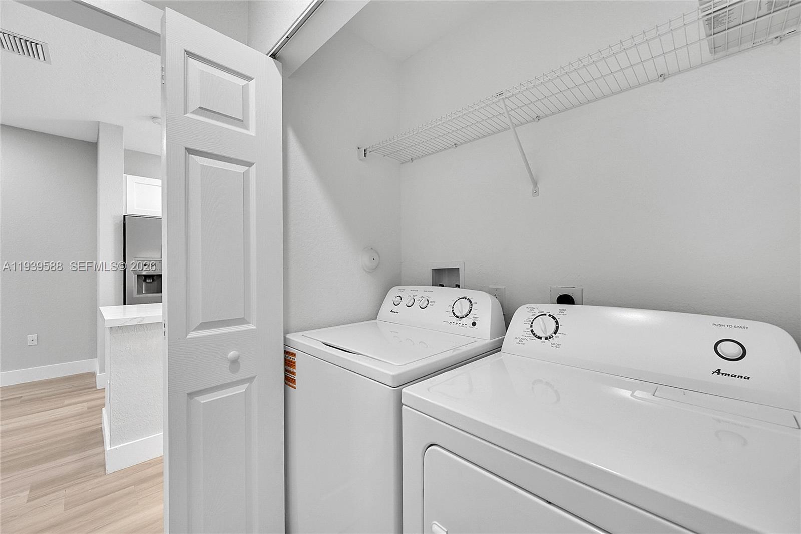 PEMBROKE ISLES - Residential