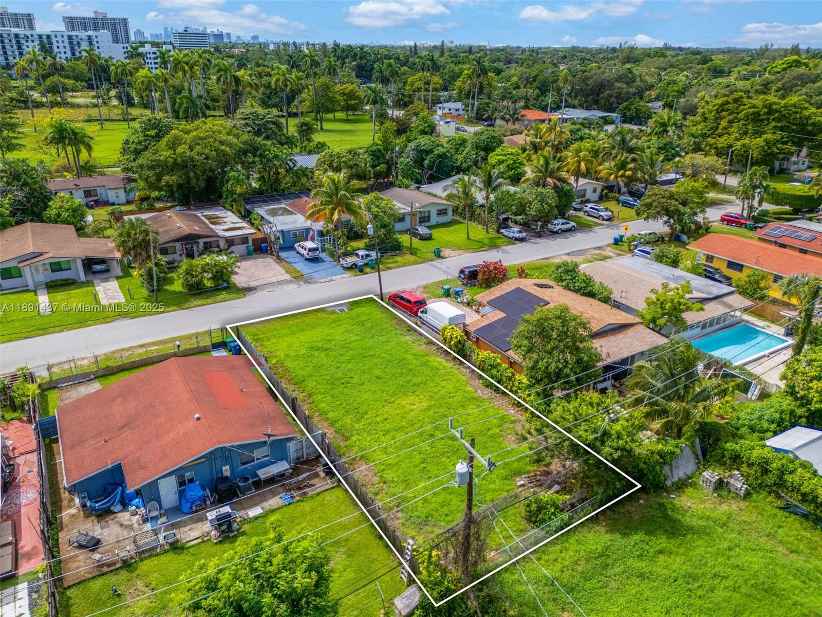 BISCAYNE SHORES UNIT NO 4 - Land