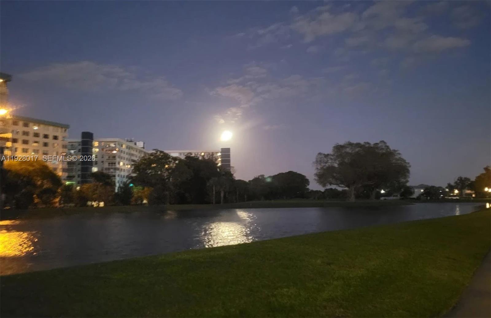 HILLCREST EAST NO 23 COND - Residential