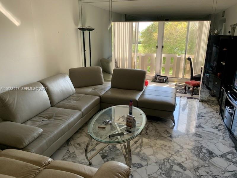 HILLCREST EAST NO 23 COND - Residential