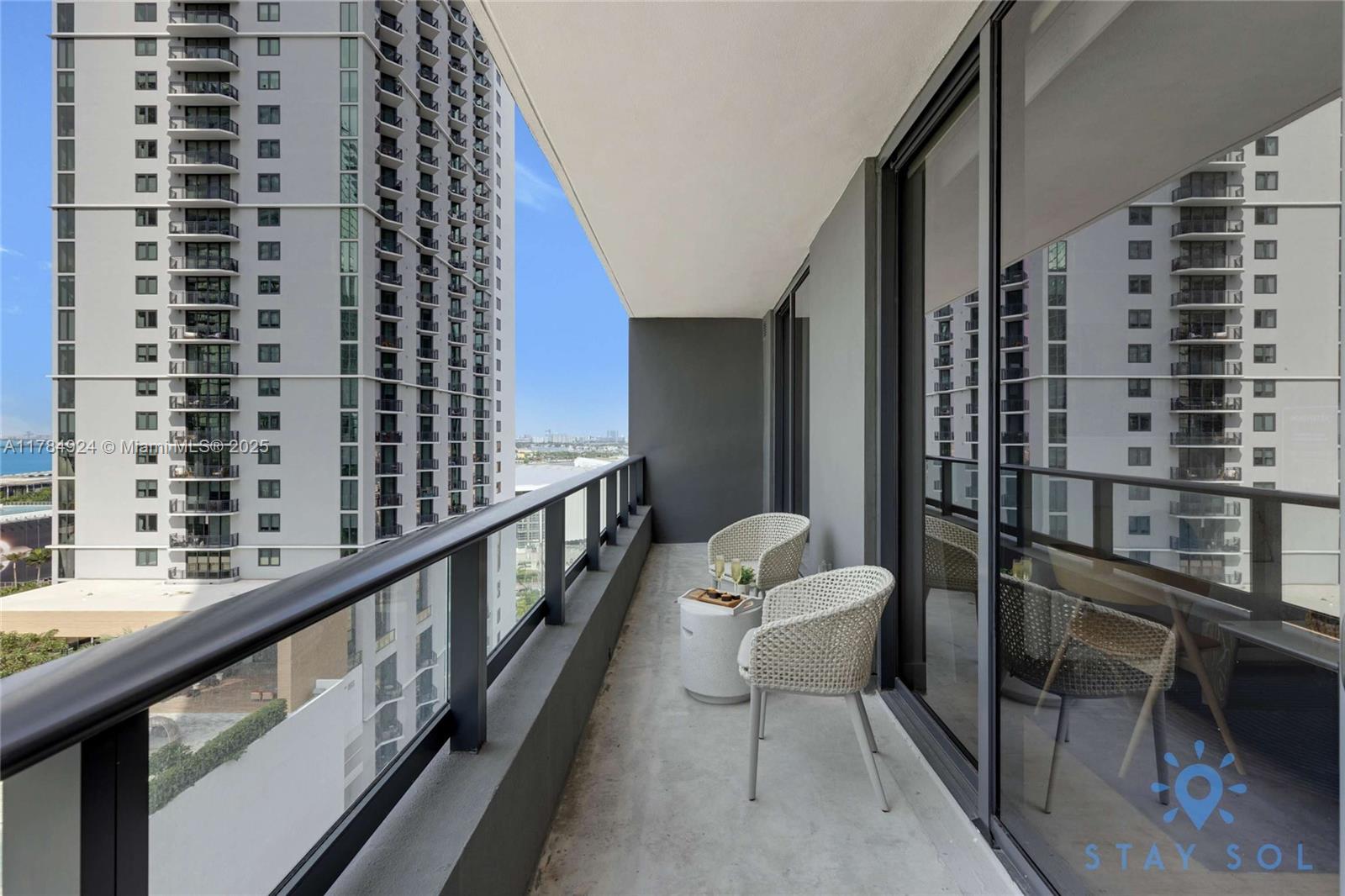 Property for Sale at 601 Ne 1st Ave 1602, Miami, Broward County, Florida - Bedrooms: 1 
Bathrooms: 1  - $735,000