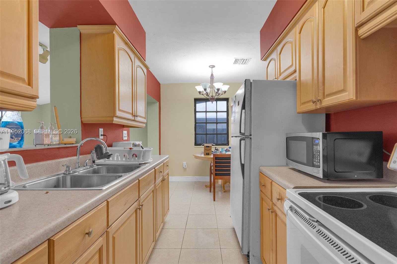 FAIRLAWN ESTS 1ST ADDN - Residential