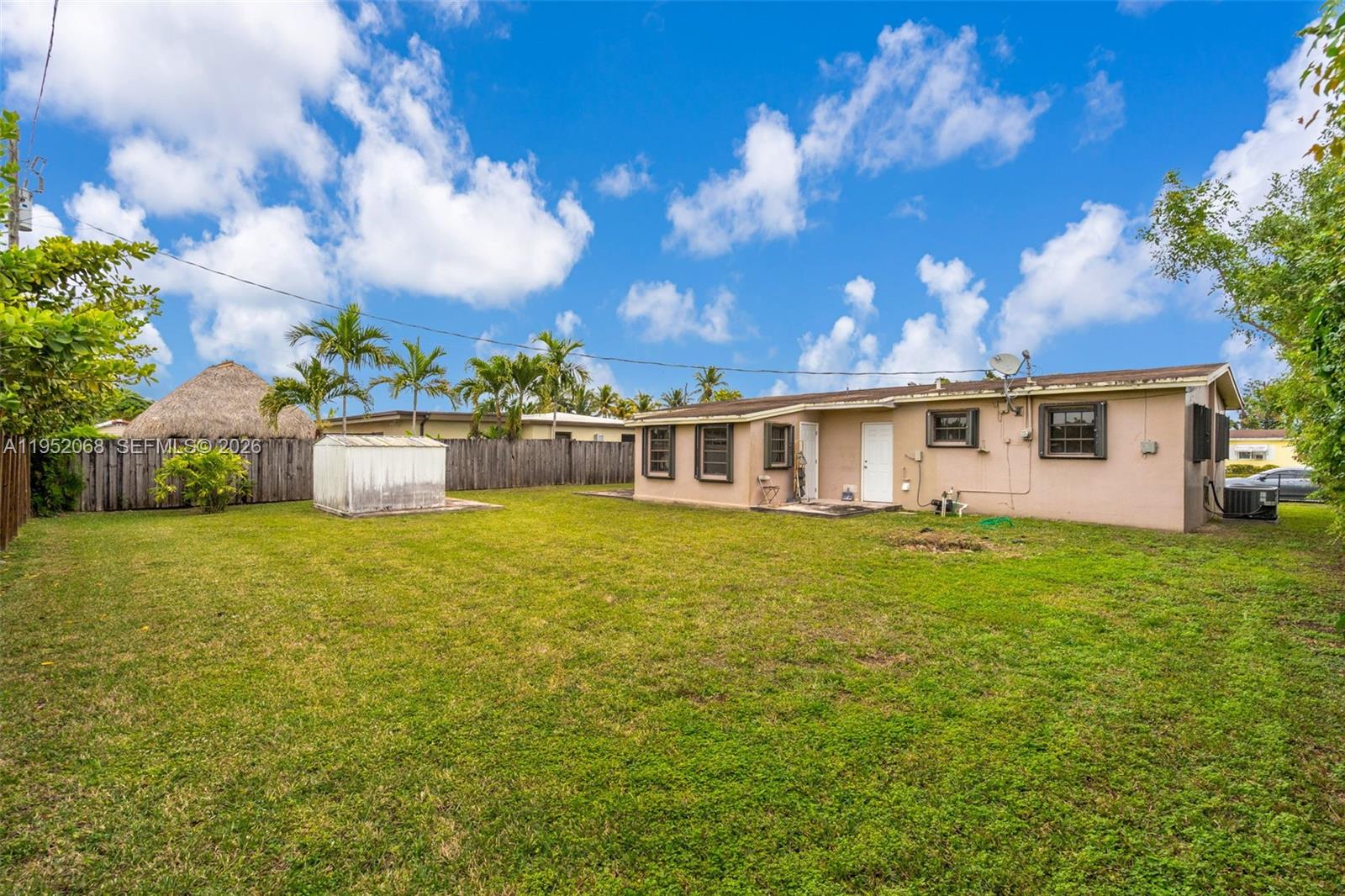 FAIRLAWN ESTS 1ST ADDN - Residential