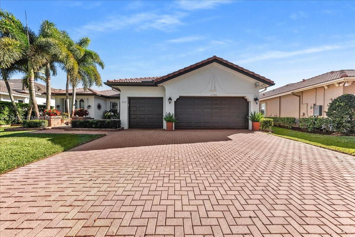12580 NW 76th St