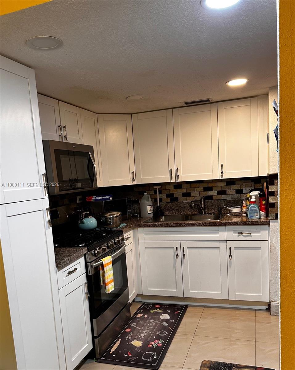 MISSIONWOOD AT MIRAMAR CO - Residential