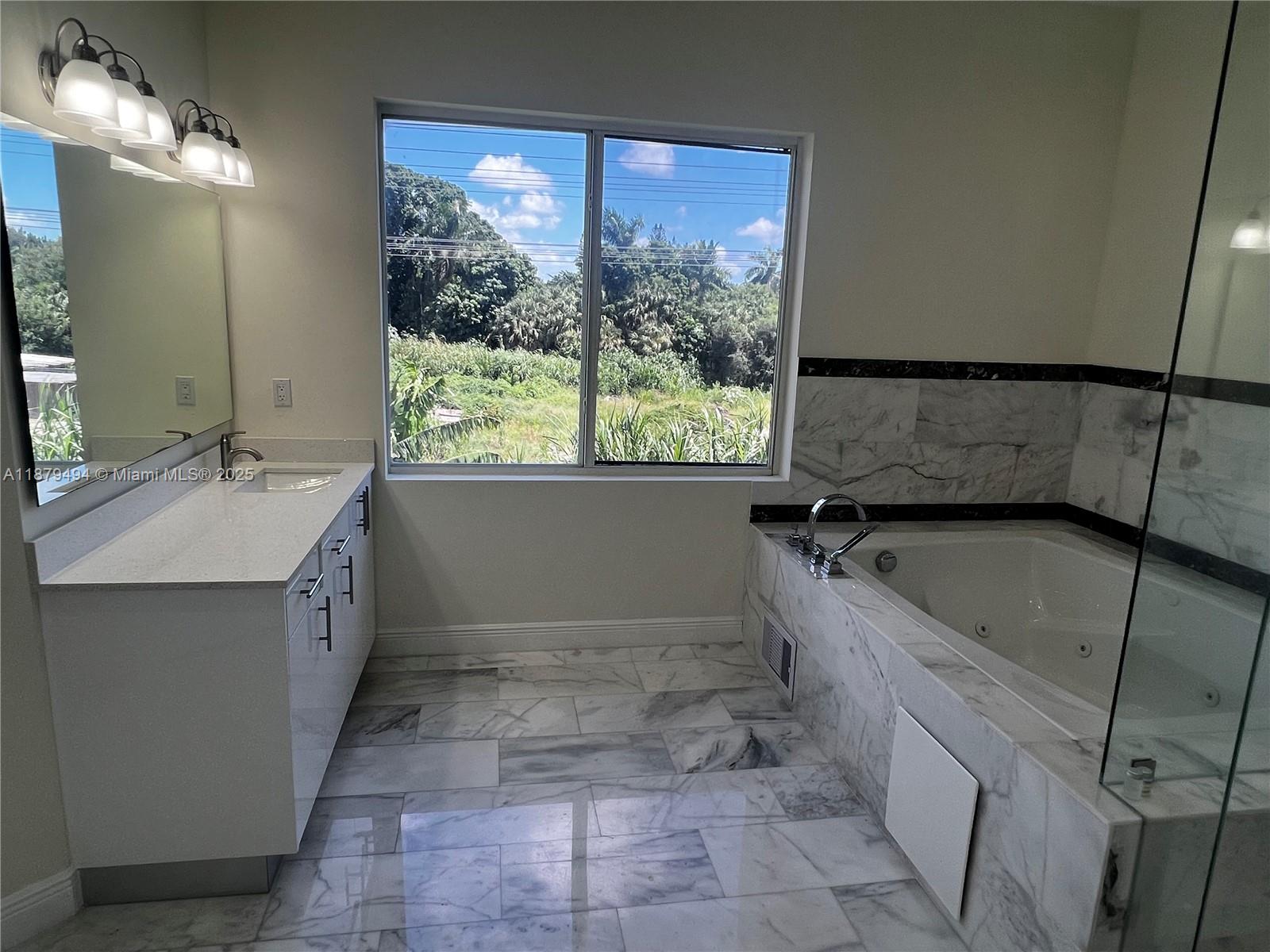 DAVIE GARDEN ESTATES - Residential Lease