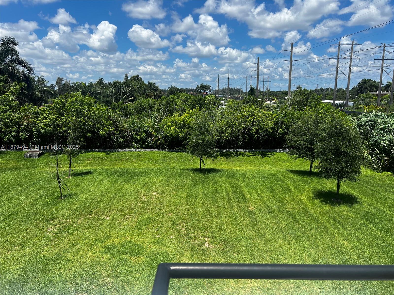 DAVIE GARDEN ESTATES - Residential Lease