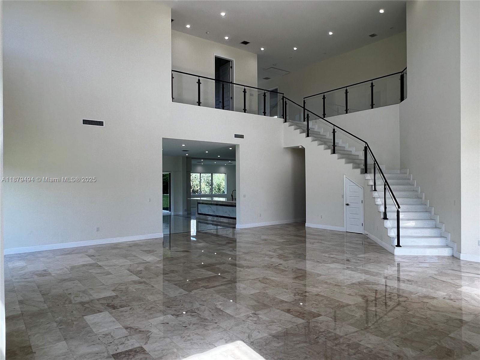 DAVIE GARDEN ESTATES - Residential Lease