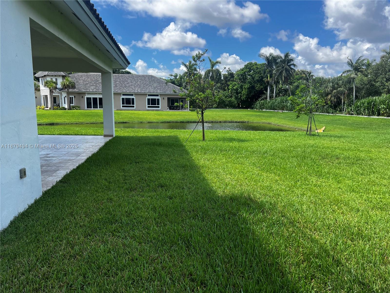 DAVIE GARDEN ESTATES - Residential Lease