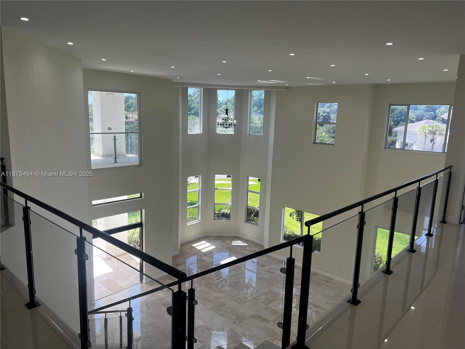 DAVIE GARDEN ESTATES - Residential Lease