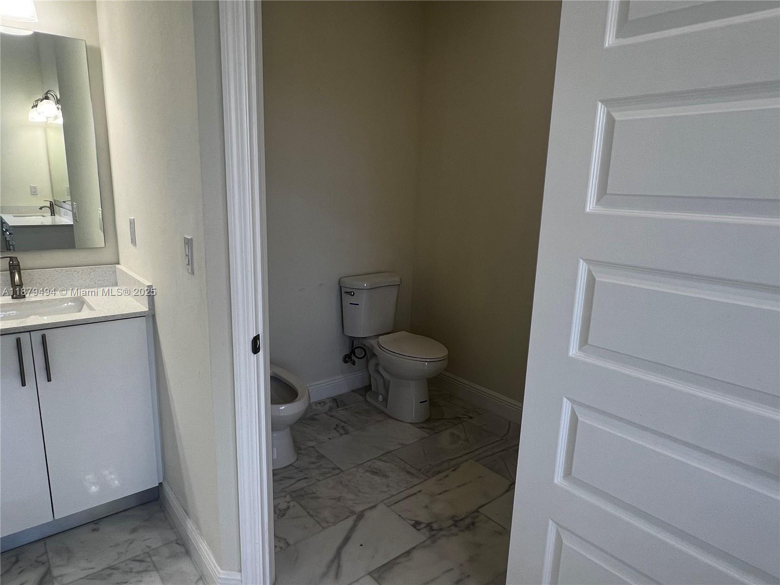 DAVIE GARDEN ESTATES - Residential Lease