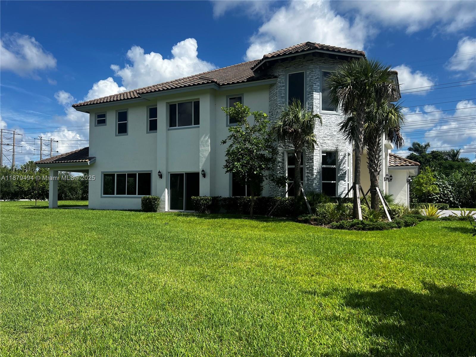 DAVIE GARDEN ESTATES - Residential Lease