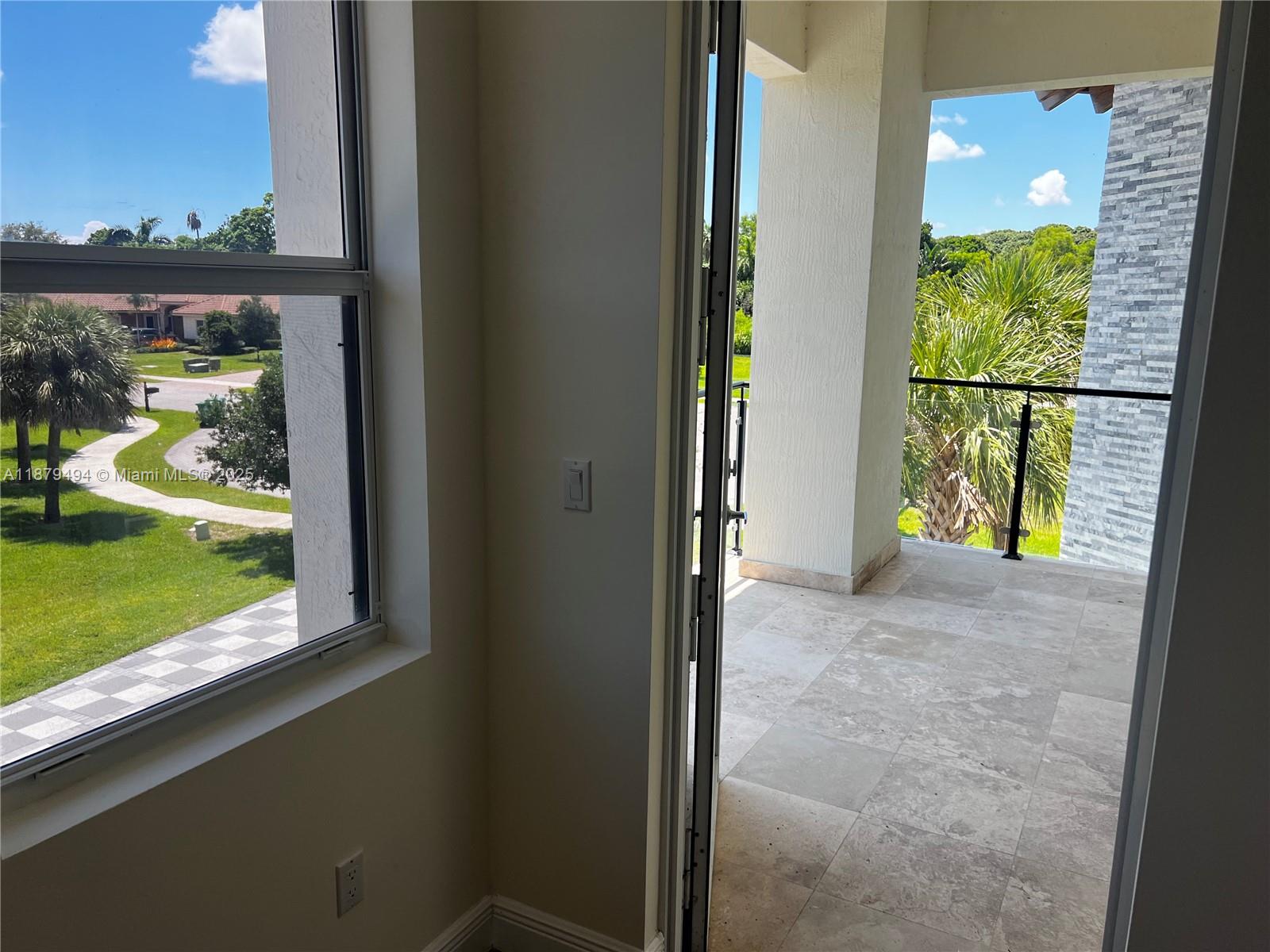 DAVIE GARDEN ESTATES - Residential Lease