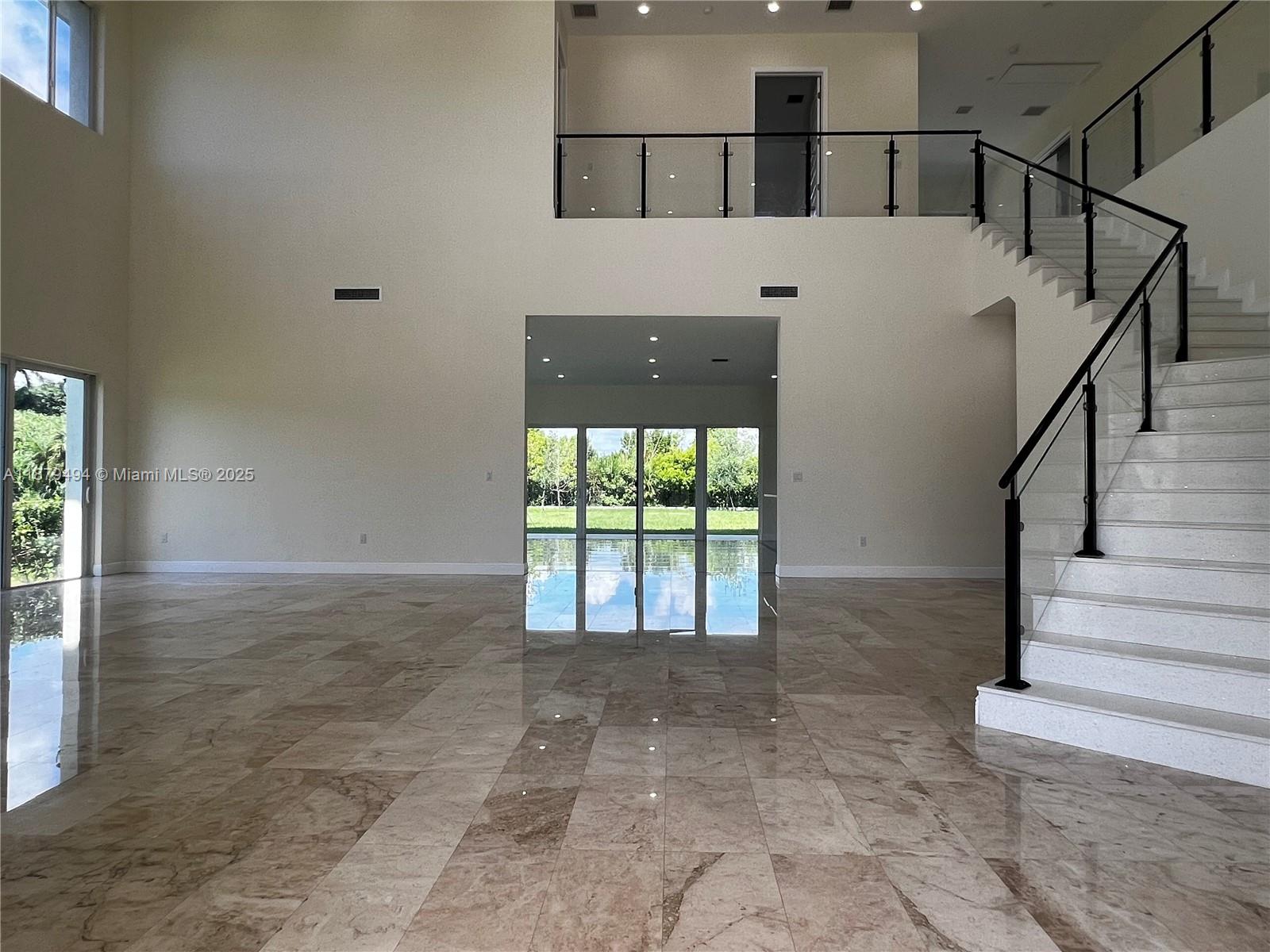 DAVIE GARDEN ESTATES - Residential Lease