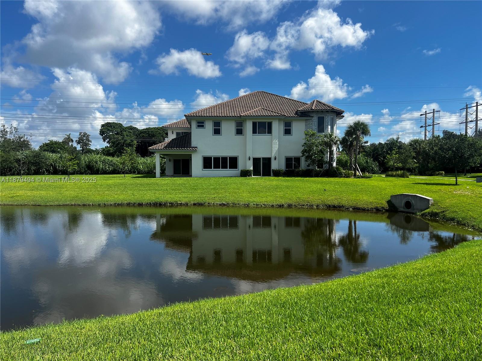 DAVIE GARDEN ESTATES - Residential Lease