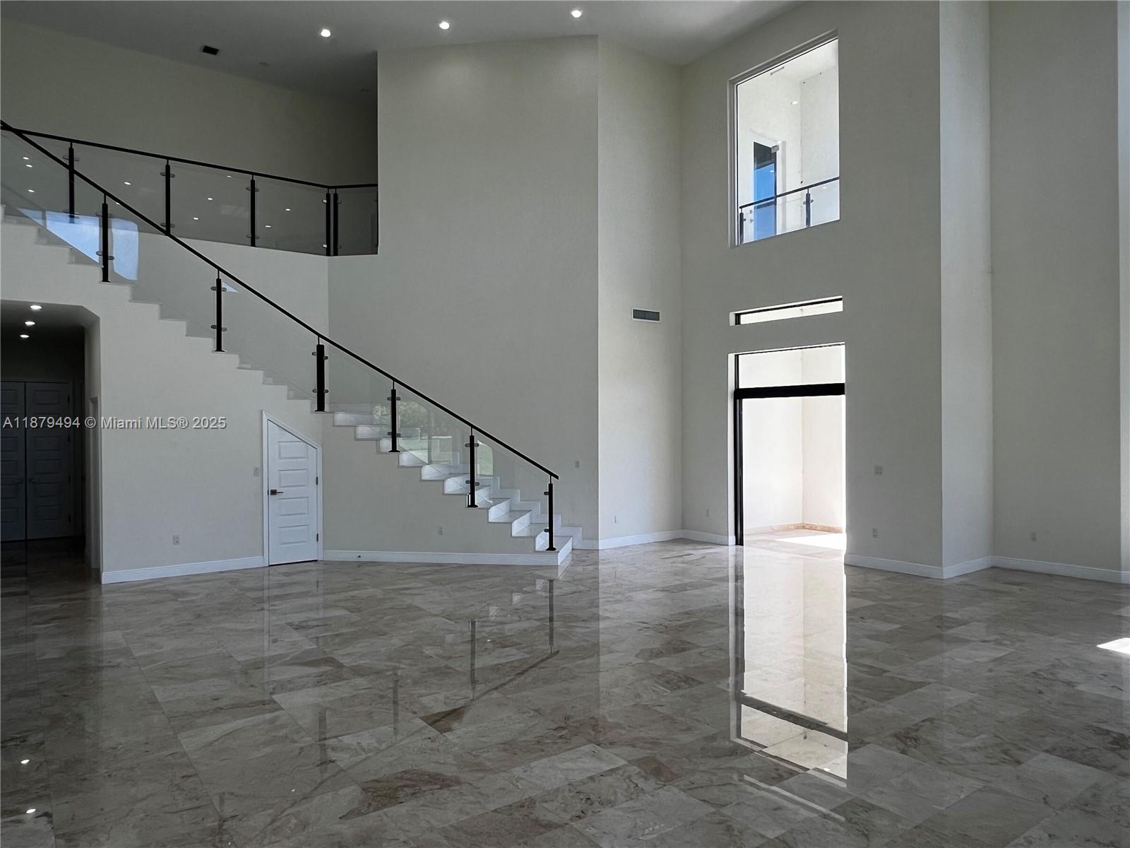 DAVIE GARDEN ESTATES - Residential Lease