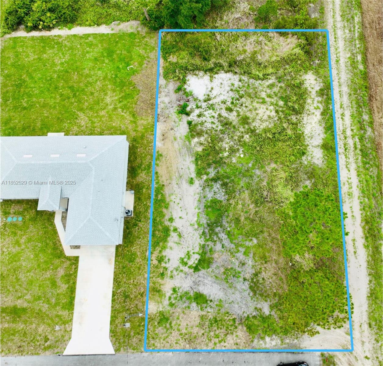 LEHIGH ACRES - Land