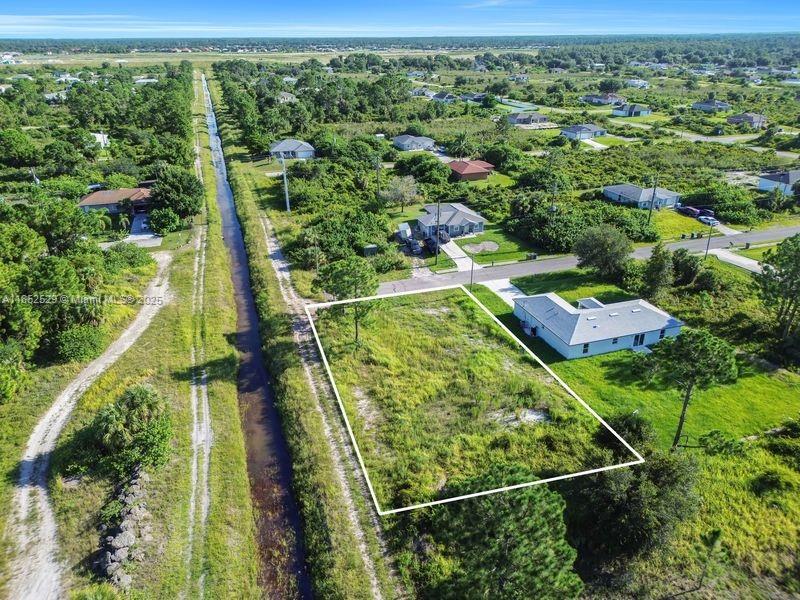 LEHIGH ACRES - Land