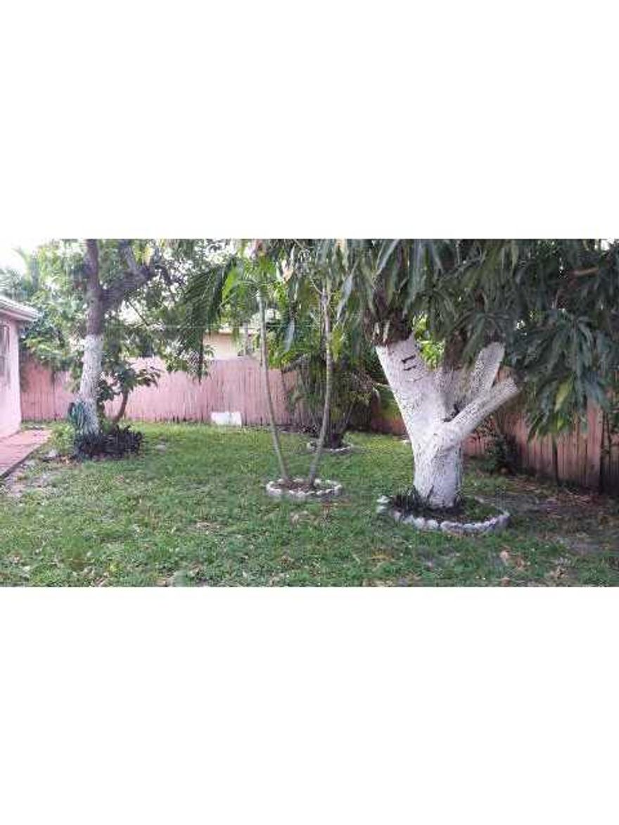 ***Approved Short Sale***  Great for Investors or Families! Very Quiet & Family Oriented Neighborhood! Property requires some TLC to make it your own. Roof is 3 years old. Spacious 4 Bedroom, 2 Bathroom house with a separate efficiency. Efficiency has 1 Bedroom, 1 Bathroom & Kitche n. Property has 1 Mango & 1 Avocado Tree