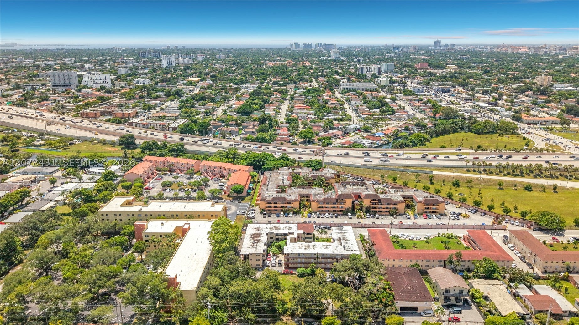 2441 NW 13th St 67, Miami FL 33125