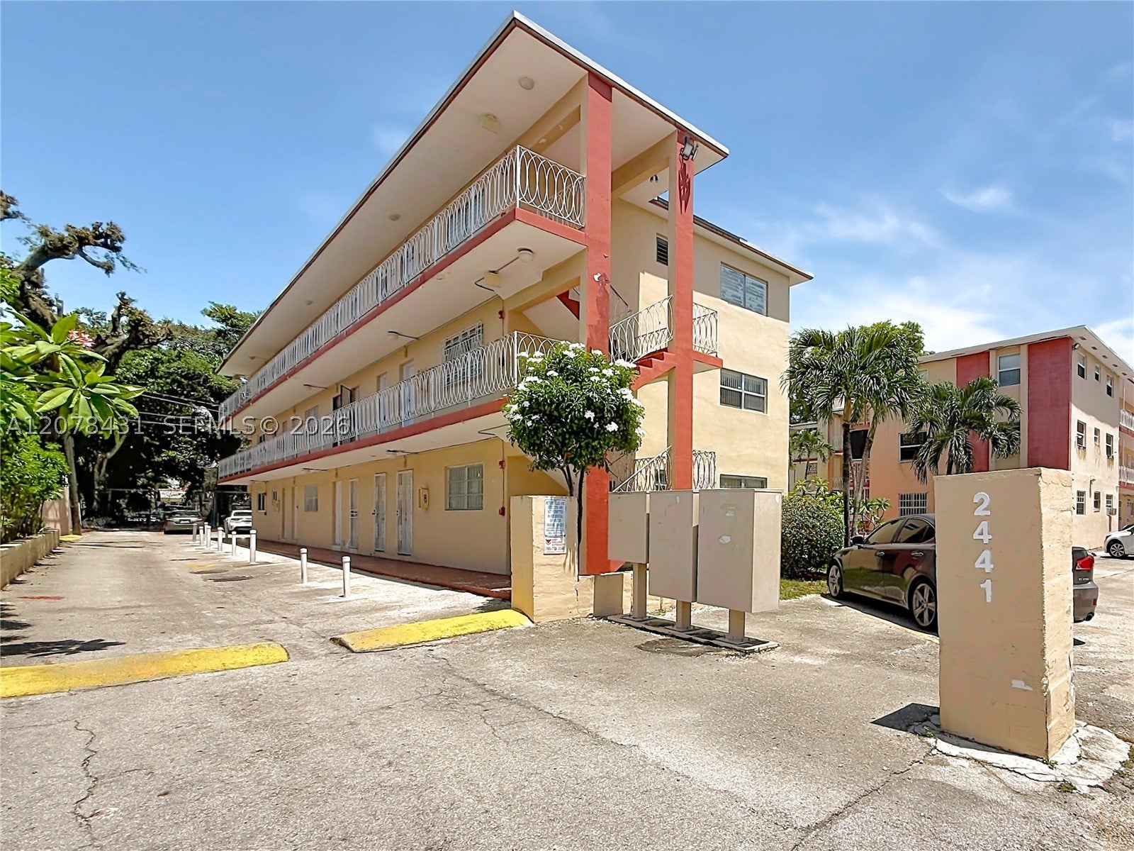 2441 NW 13th St